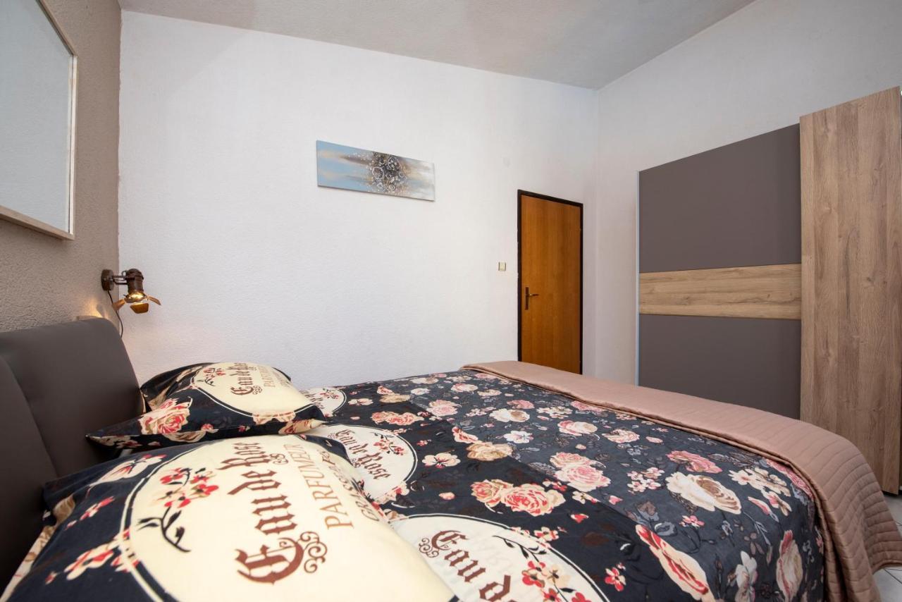 Apartments Bevanda Podstrana Kültér fotó