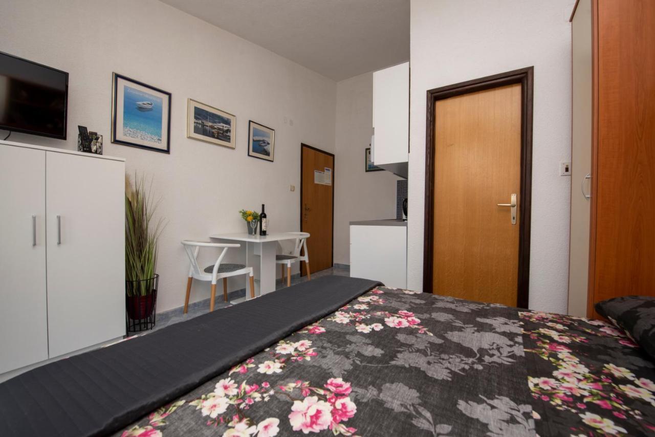 Apartments Bevanda Podstrana Kültér fotó