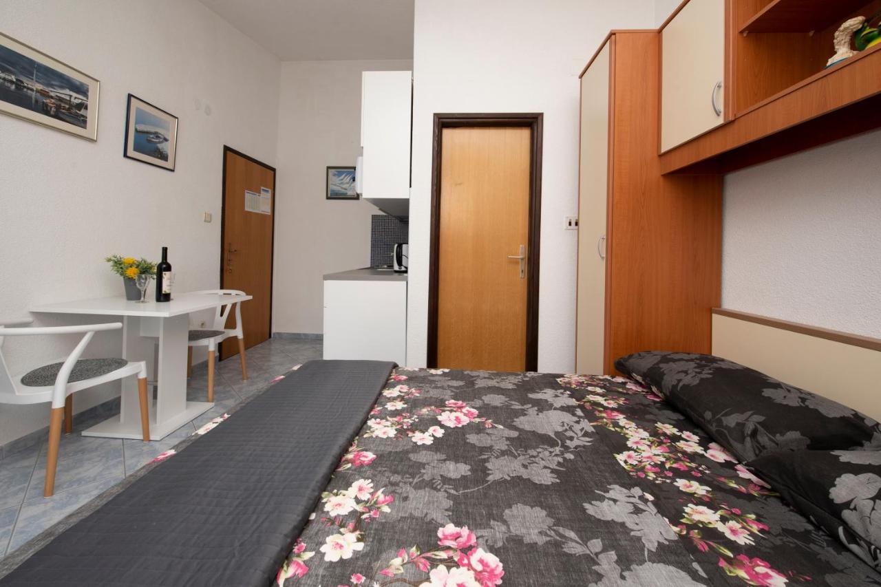 Apartments Bevanda Podstrana Kültér fotó
